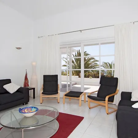 Las Palmitas Villa Mácher